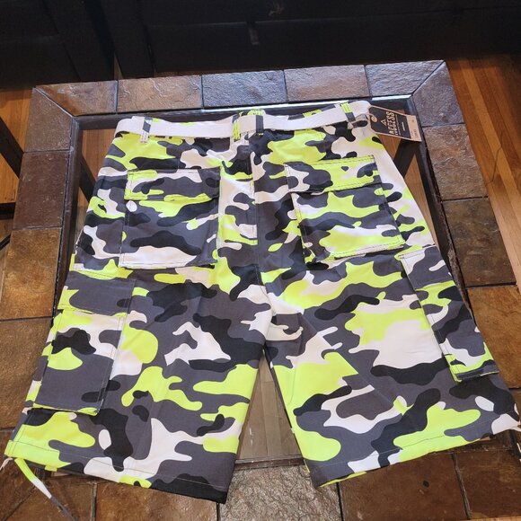Access Apparel Camo Cargo Shorts with Belt, Waist 44, NWT - Picture 2 of 8